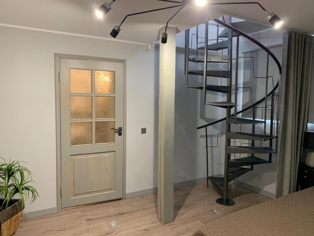 Zair Fireplace Apartments ทาลลินน์ ภายนอก รูปภาพ